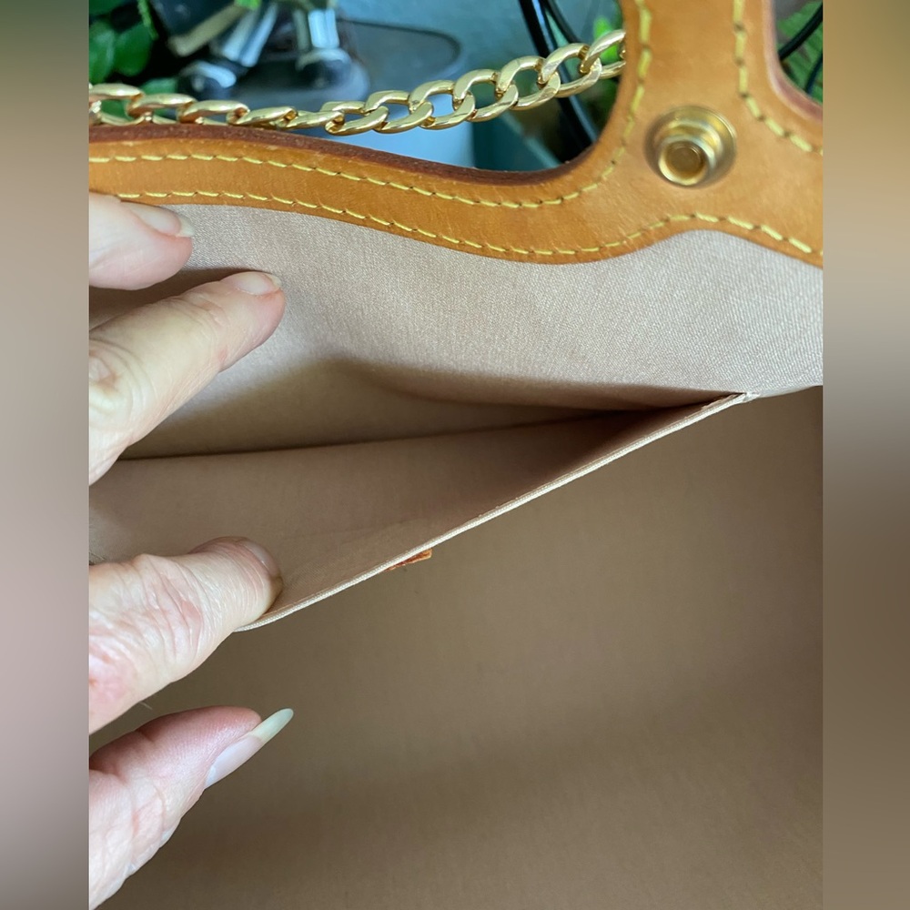 Louis Vuitton Monogram Vernis Roxbury - Picture 10 of 14